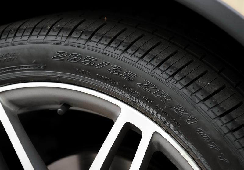 奧迪(進(jìn)口) 奧迪Q7 2011款 3.0 TFSI 專享型(245kW)