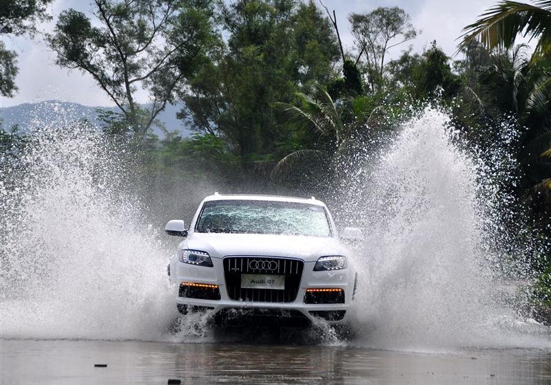 奧迪(進(jìn)口) 奧迪Q7 2011款 3.0 TFSI 專享型(245kW)