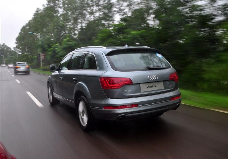 奧迪(進口) 奧迪Q7 2011款 3.0 TFSI 專享型(245kW)