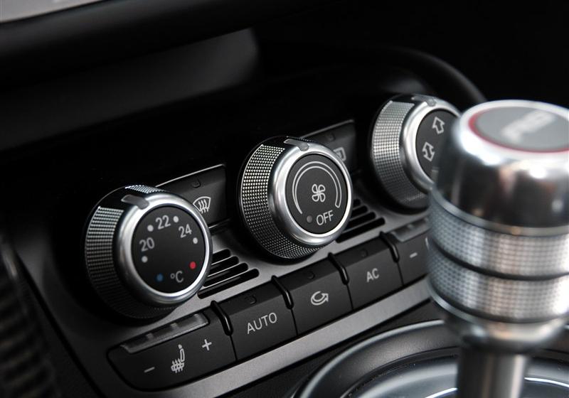 奧迪(進口) 奧迪R8 2011款 Spyder 5.2 FSI quattro