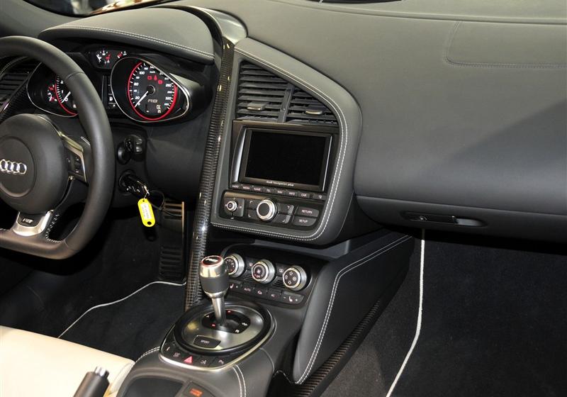 奧迪(進(jìn)口) 奧迪R8 2011款 Spyder 5.2 FSI quattro
