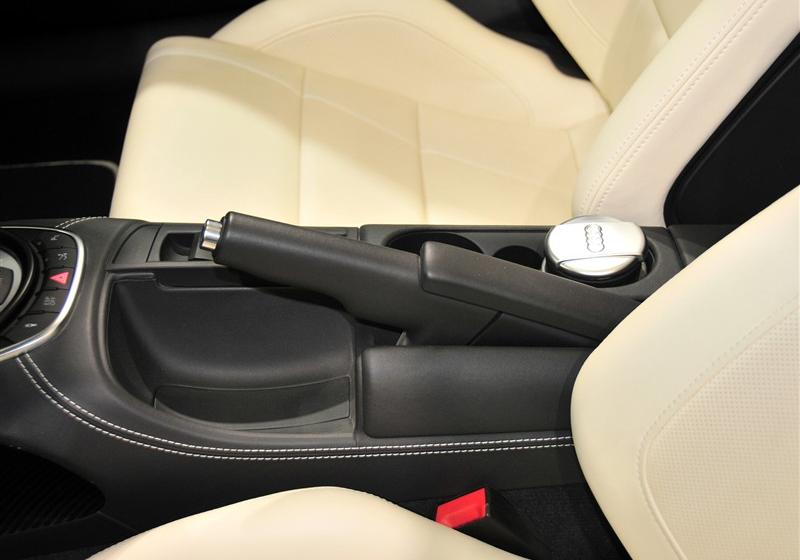 奧迪(進口) 奧迪R8 2011款 Spyder 5.2 FSI quattro