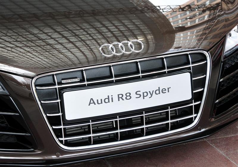 奧迪(進口) 奧迪R8 2011款 Spyder 5.2 FSI quattro