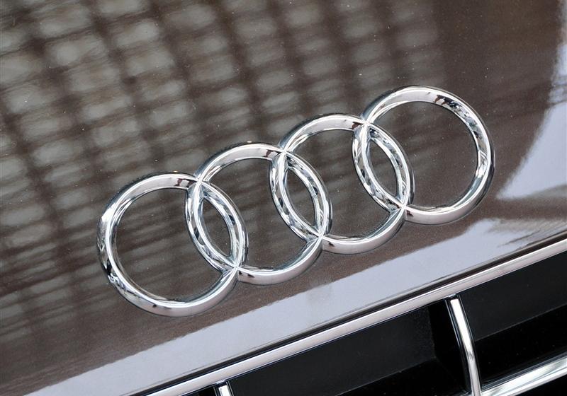 奧迪(進口) 奧迪R8 2011款 Spyder 5.2 FSI quattro