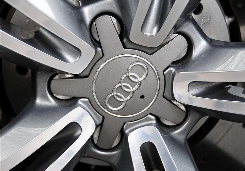 奧迪(進口) 奧迪R8 2011款 Spyder 5.2 FSI quattro