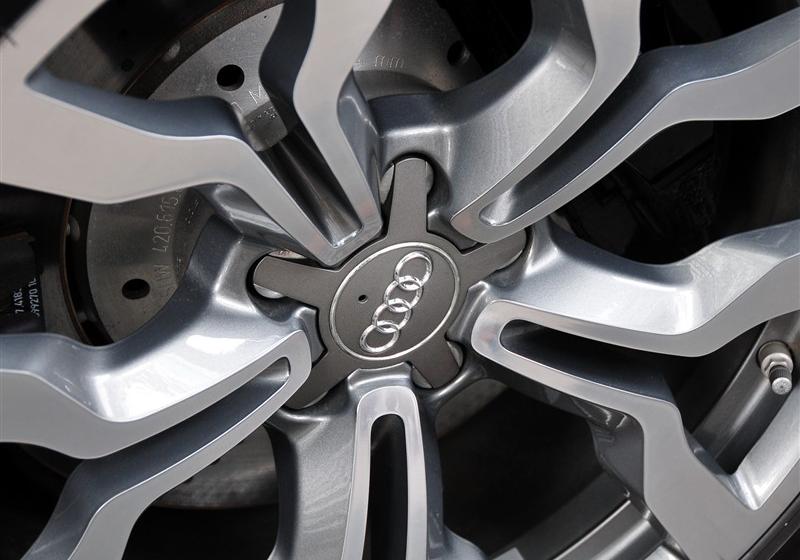 奧迪(進(jìn)口) 奧迪R8 2011款 Spyder 5.2 FSI quattro