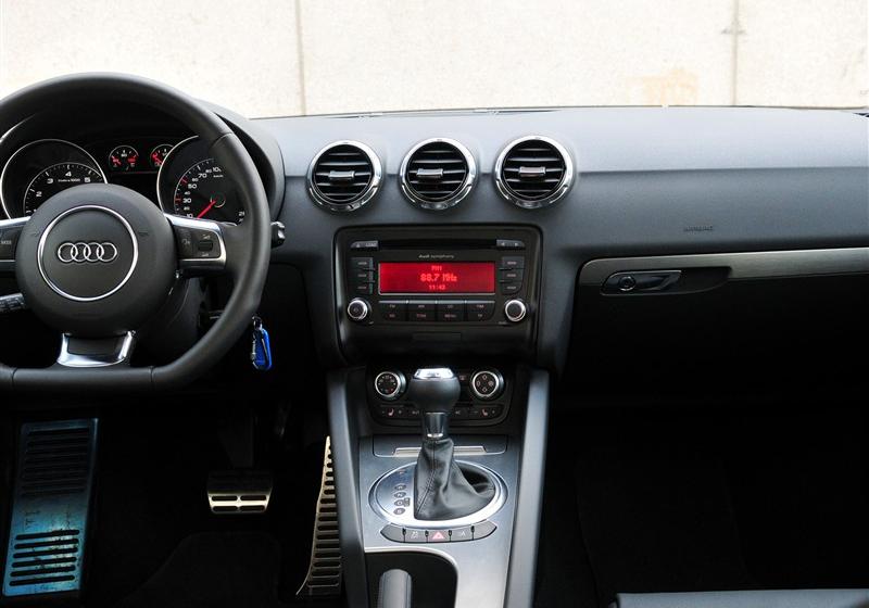 奧迪(進(jìn)口) 奧迪TT 2011款 TT Coupe 2.0TFSI