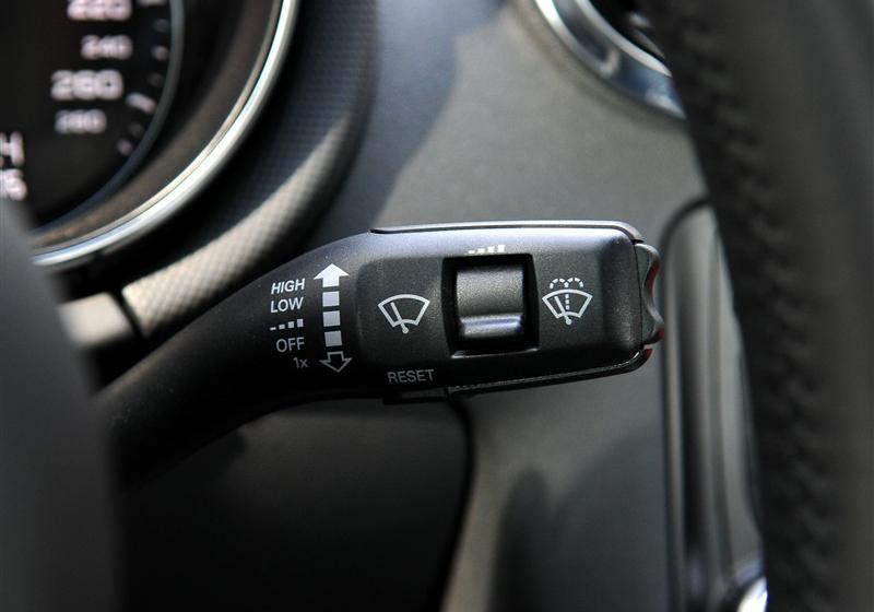 奧迪(進口) 奧迪TT 2011款 TT Coupe 2.0TFSI