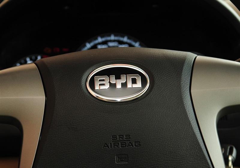 比亞迪 比亞迪F6 2011款 黃金版 1.8L MT豪華型