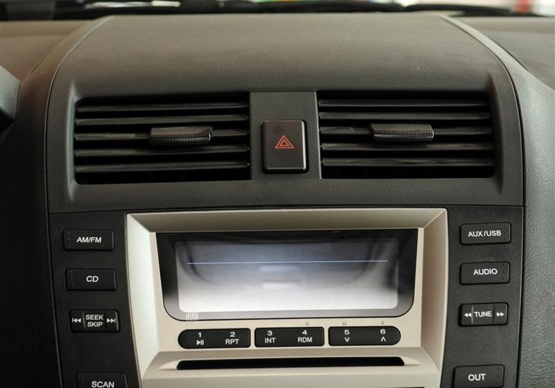 比亞迪 比亞迪F6 2011款 黃金版 1.8L MT豪華型