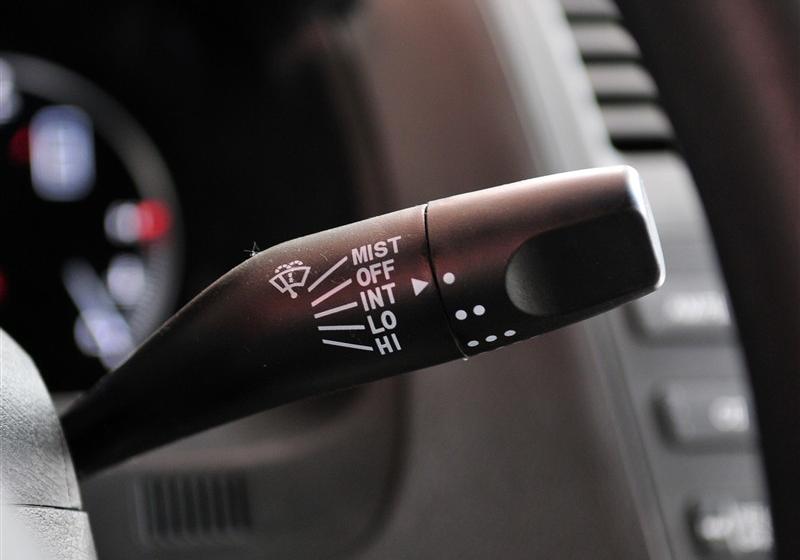 比亞迪 比亞迪F6 2011款 黃金版 1.8L MT豪華型