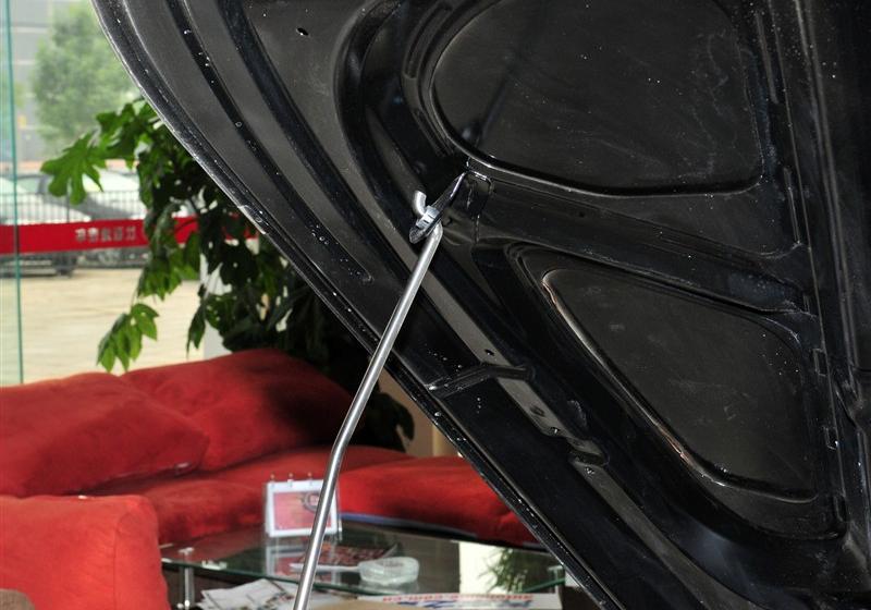 比亞迪 比亞迪F6 2011款 黃金版 1.8L MT豪華型