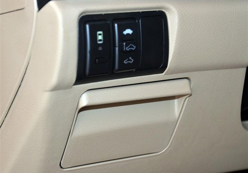 比亞迪 比亞迪F6 2011款 黃金版 1.8L MT尊享型