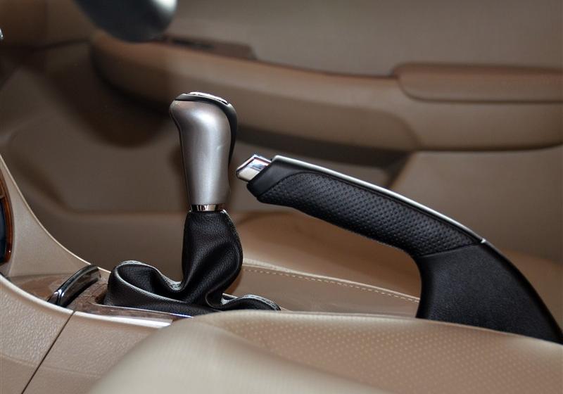 比亞迪 比亞迪F6 2011款 黃金版 1.8L MT尊享型