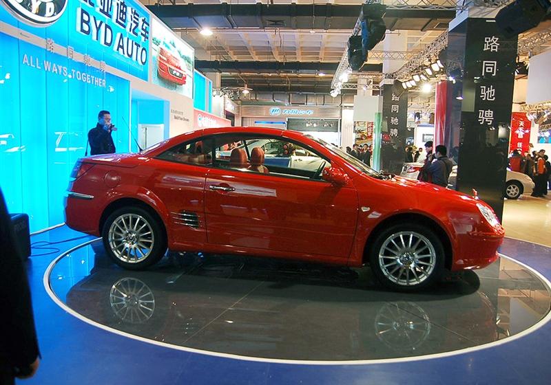 比亞迪 比亞迪S8 2009款 2.0 手動旗艦型