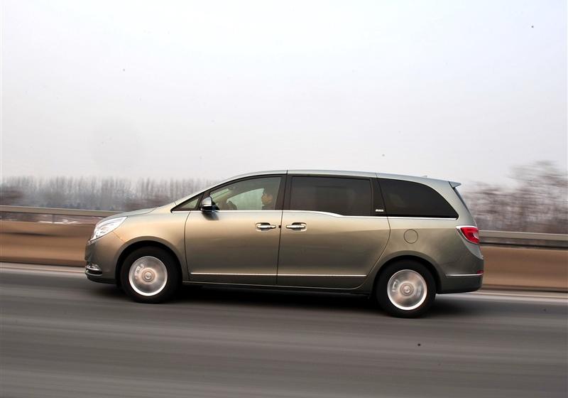 通用別克 別克GL8 2011款 3.0L XT豪華商務旗艦版