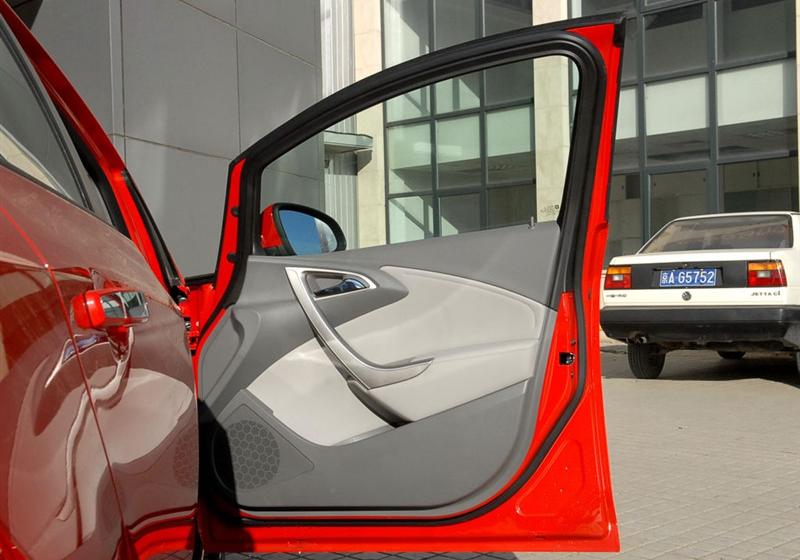 通用別克 英朗 2010款 XT 1.6L 手動進取版