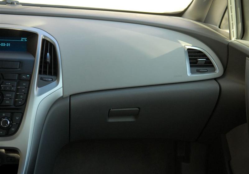 通用別克 英朗 2010款 XT 1.6L 手動進取版