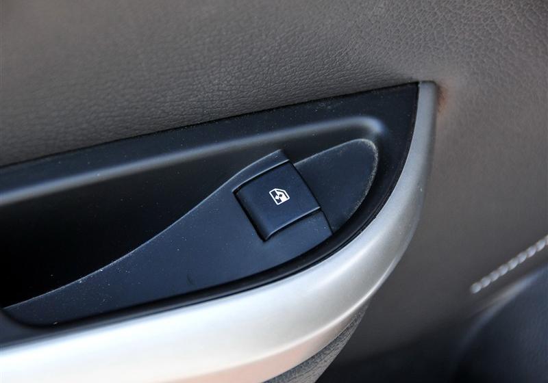 通用別克 英朗 2010款 XT 1.6T 時(shí)尚運(yùn)動(dòng)版