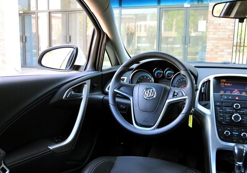 通用別克 英朗 2010款 XT 1.6T 時尚運動版