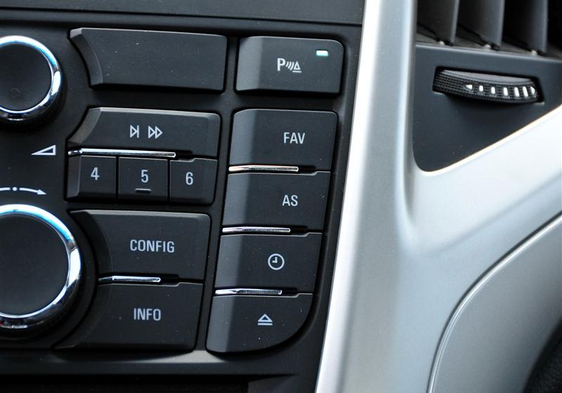 通用別克 英朗 2010款 XT 1.6T 時(shí)尚運(yùn)動(dòng)版