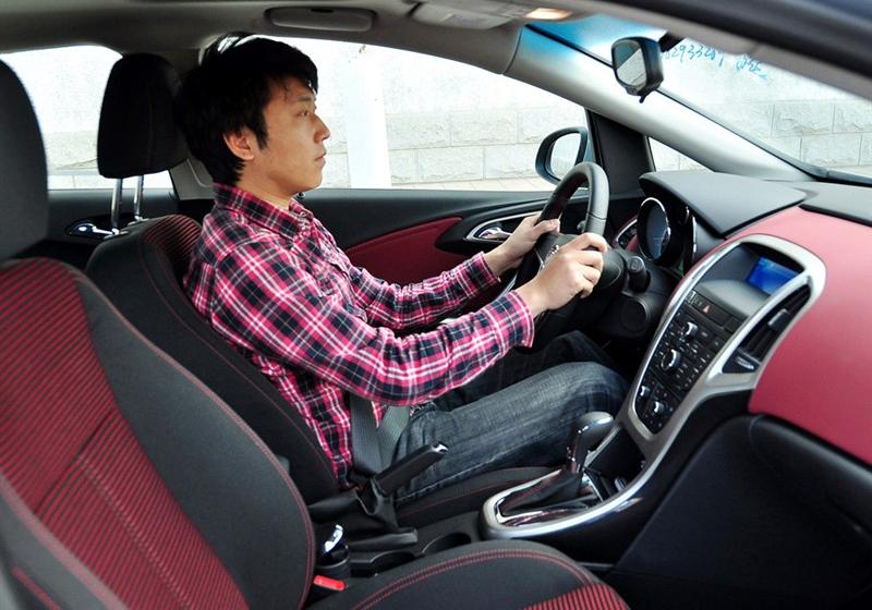 通用別克 英朗 2010款 XT 1.6T 新銳運動版