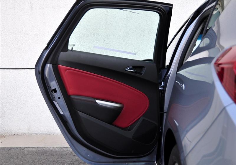 通用別克 英朗 2010款 XT 1.6T 新銳運(yùn)動(dòng)版