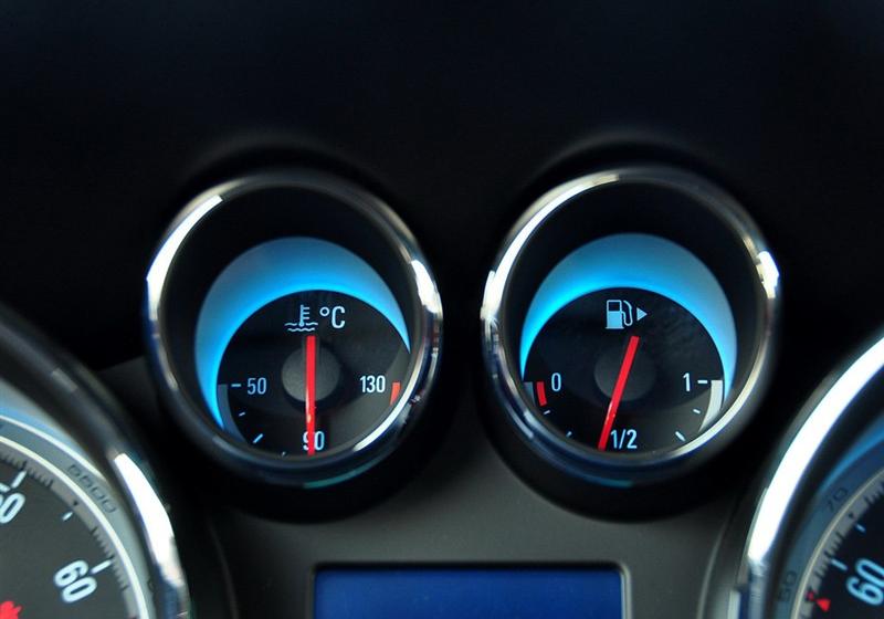 通用別克 英朗 2010款 XT 1.6T 新銳運(yùn)動(dòng)版