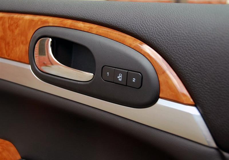 別克(進(jìn)口) 昂科雷 2010款 3.6L 旗艦版