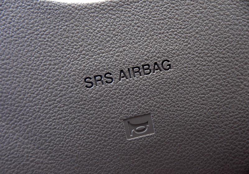 長(zhǎng)城汽車 哈弗H3 2010款 領(lǐng)先版 2.4四驅(qū)豪華型