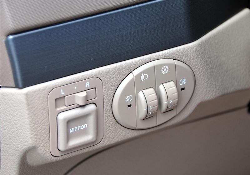 長城汽車 哈弗H3 2010款 領先版 2.4四驅豪華型