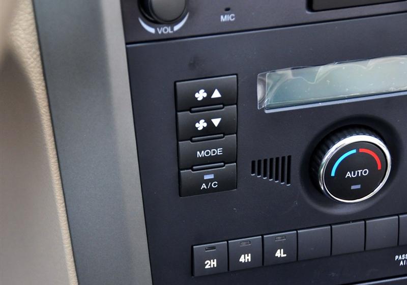 長城汽車 哈弗H3 2010款 領(lǐng)先版 2.5TCI四驅(qū)豪華型