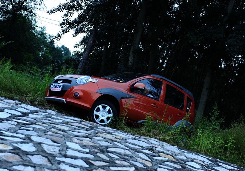 長(zhǎng)城汽車 哈弗M1 2009款 1.3 兩驅(qū) 豪華型