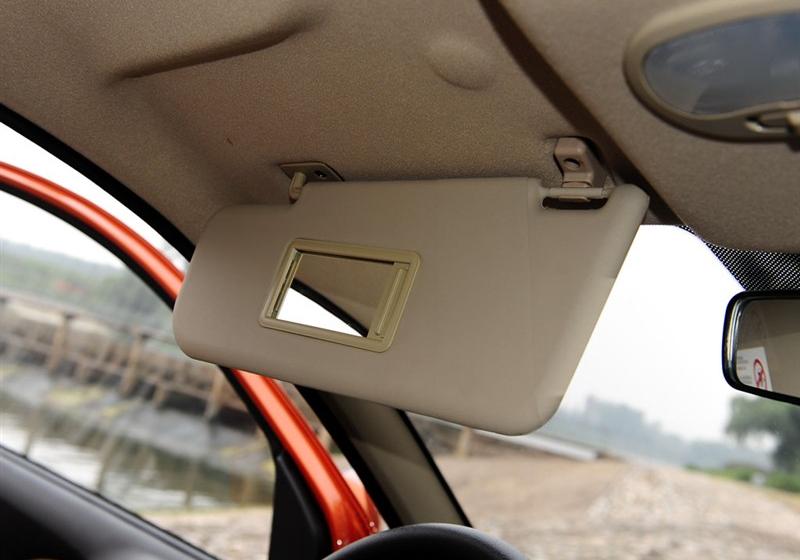 長城汽車 哈弗M1 2009款 1.3 兩驅(qū) 豪華型