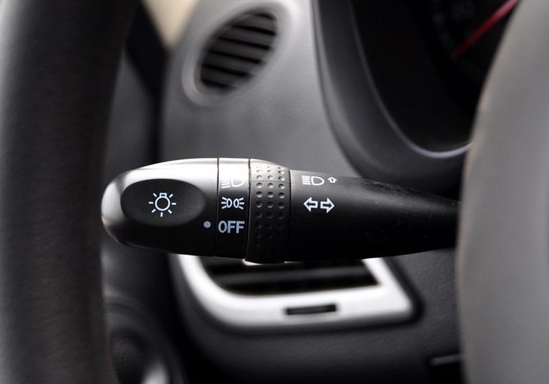 長城汽車 哈弗M1 2010款 1.3 四驅(qū) 精英型