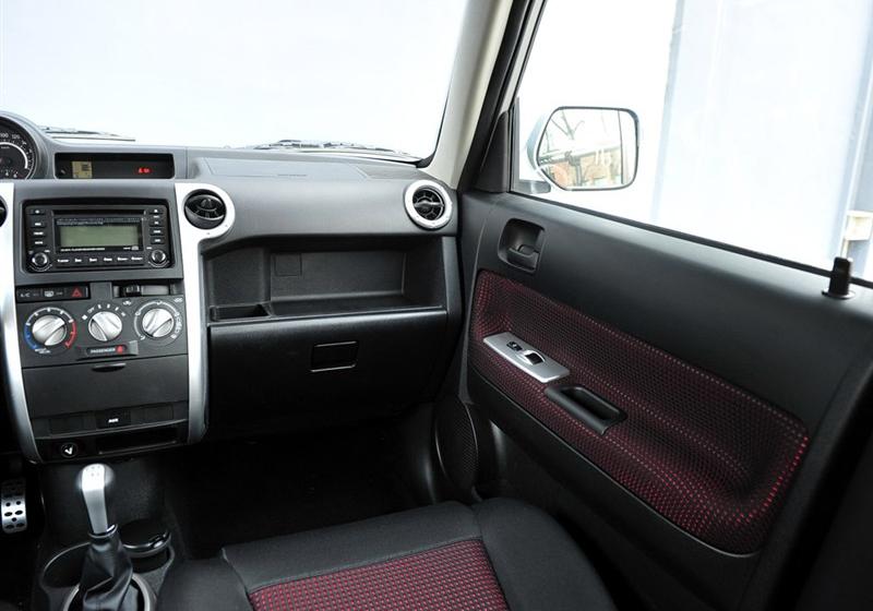 長城汽車 哈弗M2 2010款 1.5手動兩驅豪華型