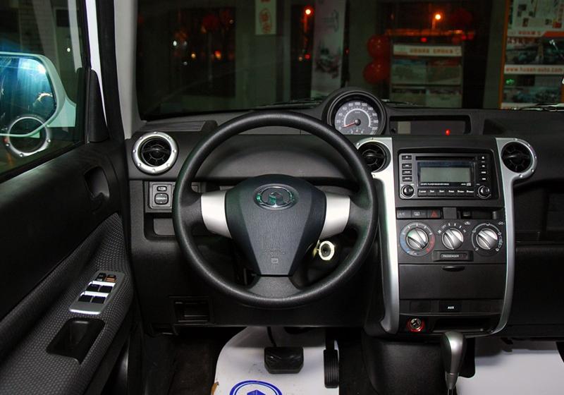 長(zhǎng)城汽車 酷熊 2010款 1.5 自動(dòng)豪華型