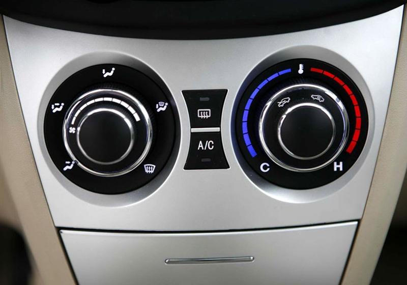 長城汽車 凌傲 2010款 1.3 MT精英版