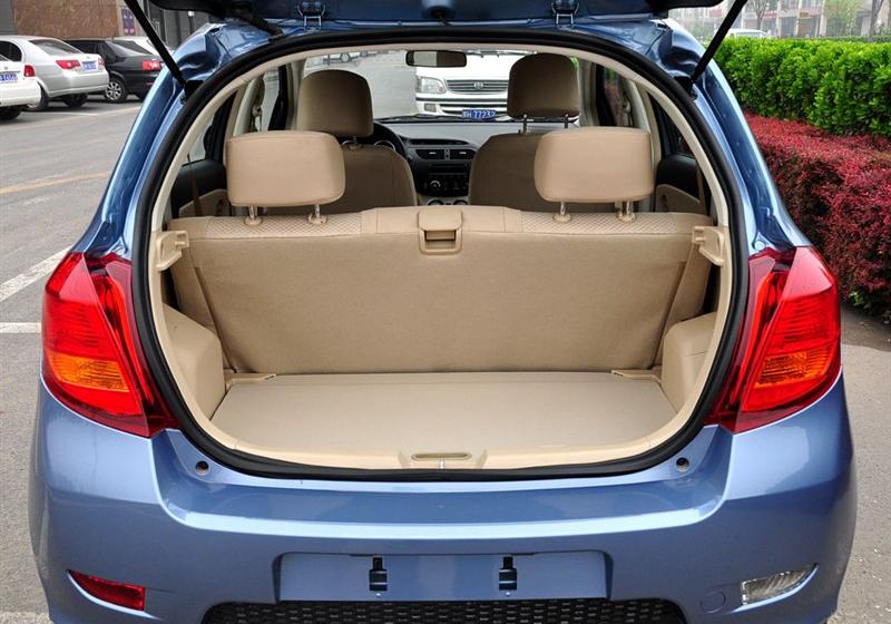 長(zhǎng)城汽車 凌傲 2010款 1.5 MT鋒尚版