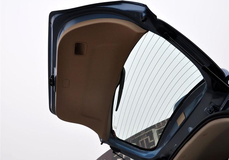 長(zhǎng)城汽車 凌傲 2010款 1.5 MT鋒尚版