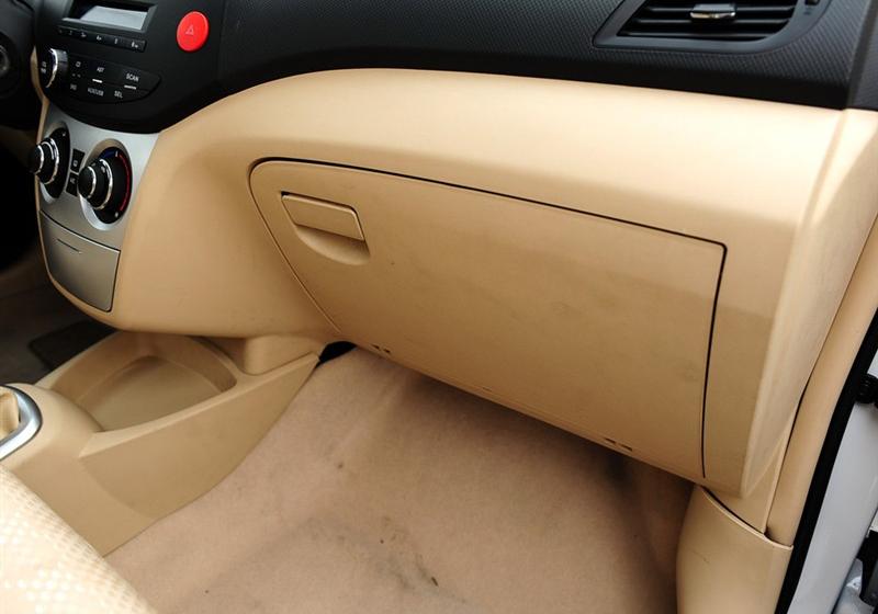 長(zhǎng)城汽車 凌傲 2010款 1.5 MT精英版