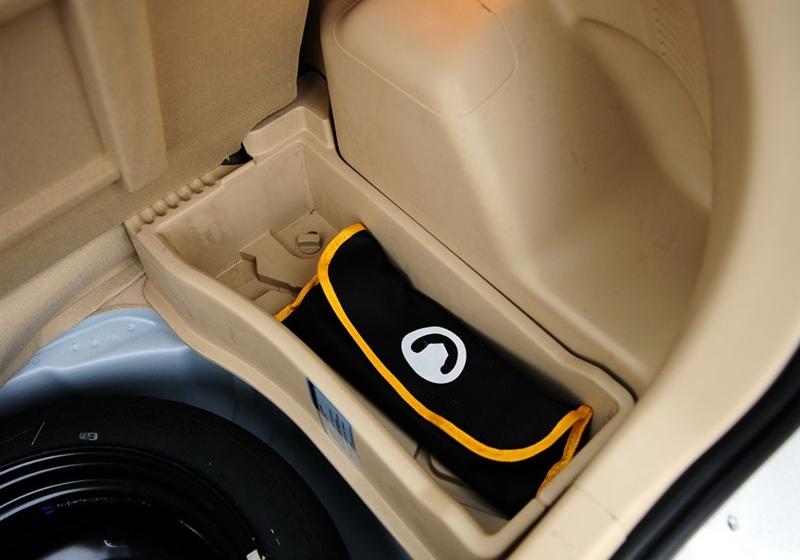 長城汽車 凌傲 2010款 1.5 MT精英版