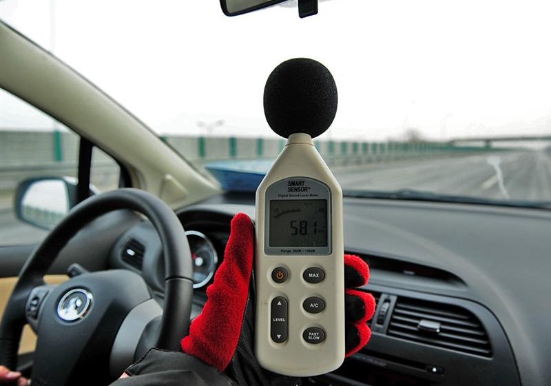 長城汽車 凌傲 2010款 1.5 MT精英版