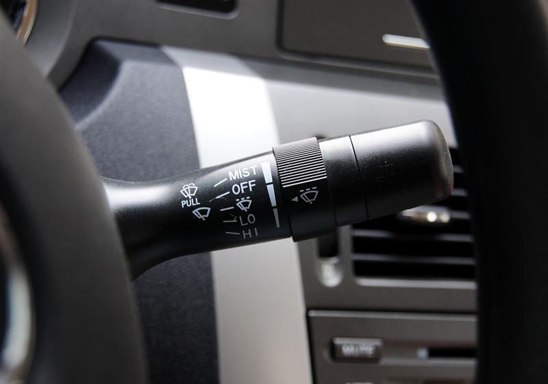 長(zhǎng)城汽車 騰翼C30 2012款 1.5 手動(dòng)舒適型