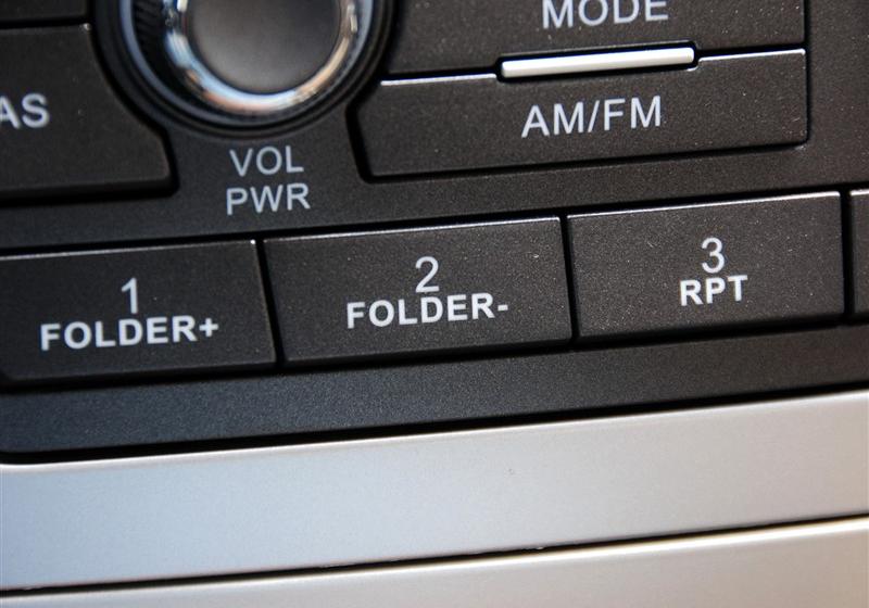 長(zhǎng)城汽車 騰翼C30 2012款 1.5 手動(dòng)舒適型