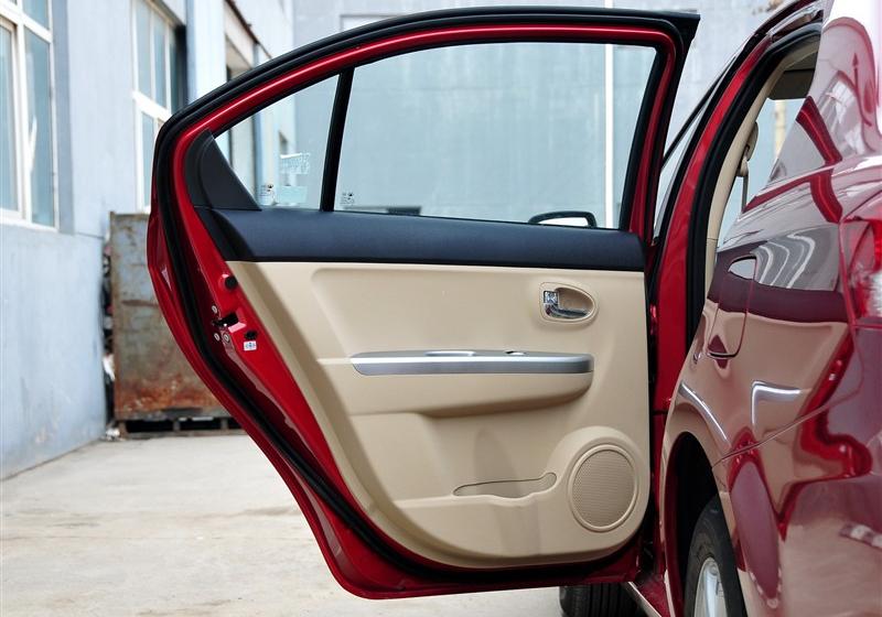 長城汽車 騰翼C30 2012款 1.5 手動豪華型