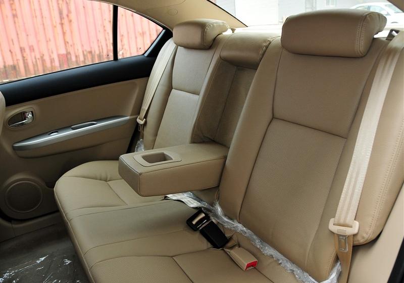 長城汽車 騰翼C30 2012款 1.5 手動(dòng)豪華型