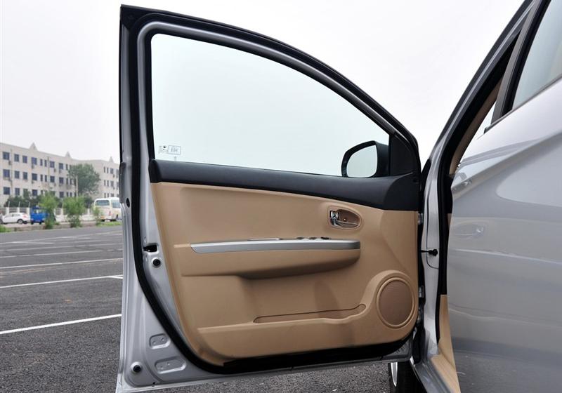 長城汽車 騰翼C30 2010款 1.5 手動豪華型