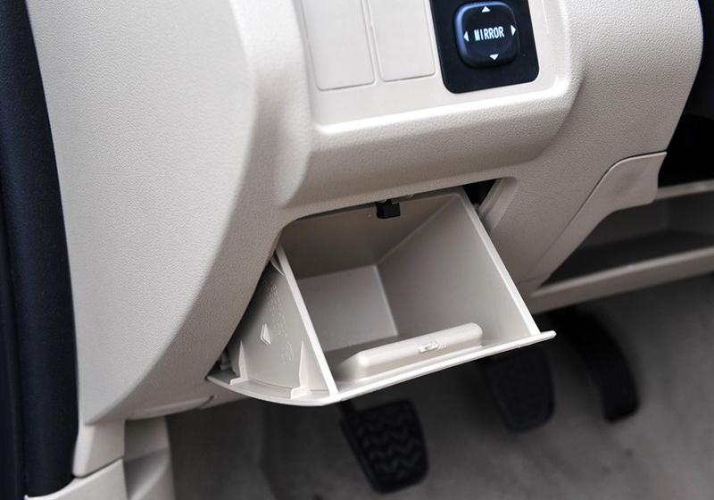 長(zhǎng)城汽車 騰翼C30 2010款 1.5 手動(dòng)豪華型