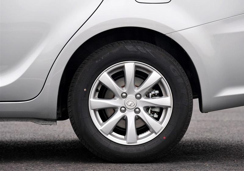 長(zhǎng)城汽車 騰翼C30 2010款 1.5 手動(dòng)豪華型